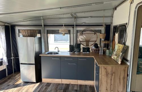 Behrensdorf Otro | Mietwohnwagen 2 Personen