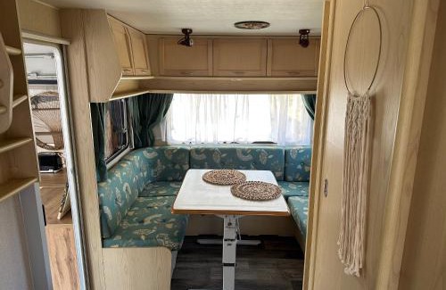 Behrensdorf Otro | Mietwohnwagen 2 Personen
