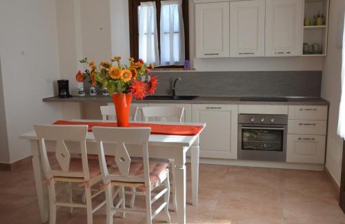Castagneto Carducci Apartamento | Mignola Le Bozze- Podere con piscina-WI-FI