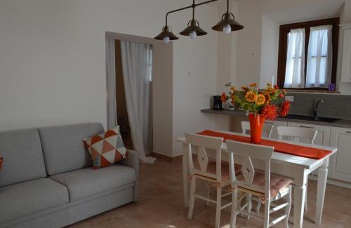 Castagneto Carducci Apartamento | Mignola Le Bozze- Podere con piscina-WI-FI
