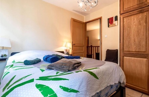 Ghisoni Apartamento | Apartamento Migone de Sampolo (GHI306) en Ghisonaccia - 6 personas, 3 dormitorios
