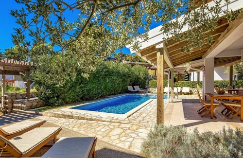 Rab Apartamento | Mihaela 4 310.4