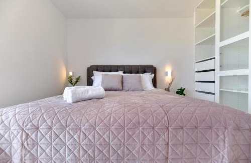 Kolan Apartamento | Mijatović holidays Sunset Villa Mandre min 4 nights stay