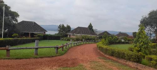 Jinja Hotel | Miji Lake Victoria Room