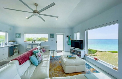 Governor's Harbour Villa | Mika's Resort - Penthouse