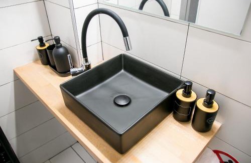 Serres Apartamento | Mikel Angelo hall