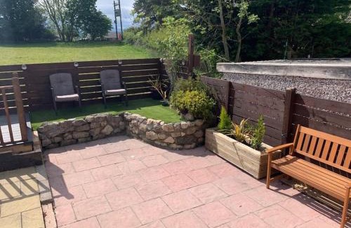 Menai Bridge Casa | Mikes at Menai - Stylish & Spacious 3 bed house in Menai Bridge.