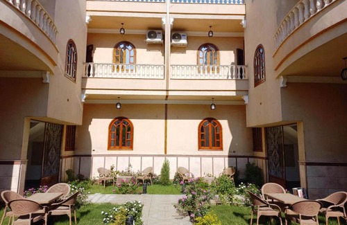 Luxor Hotel | Mikhaila Guest House