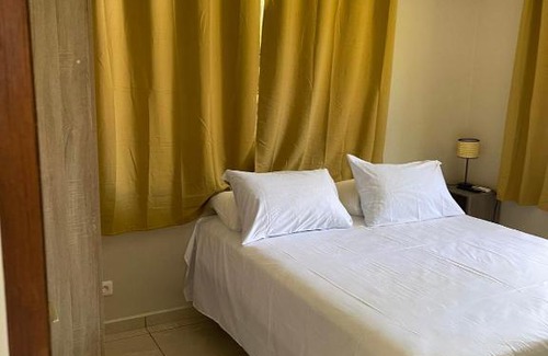 Temae Casa | Miki Miki Surf Lodge
