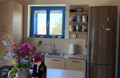 Kardamyli Villa | Mikros Pyrgos: villa bellamente ubicada con piscina privada y fabulosas vistas al mar