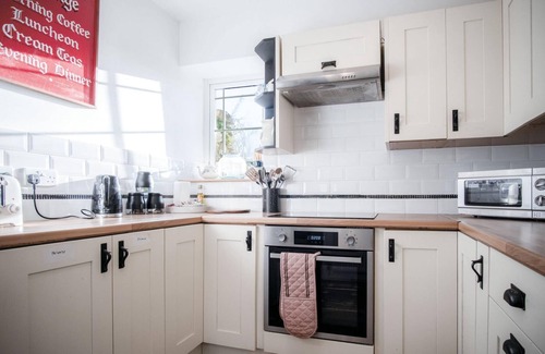 Port-Eynon Cabaña | Milan Cottage - 2 Bedroom Cottage - Port Eynon