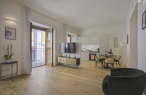 Porta Venezia Apartamento | Milan Luxury Suite-Hosted by Sweetstay