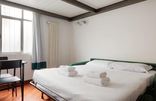 Fiera Apartamento | Milano Amendola- Cozy Apt on 2 Levels