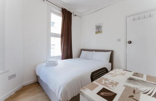 Tower Hamlets Casa | Mile End Double Rooms 27 Guest house