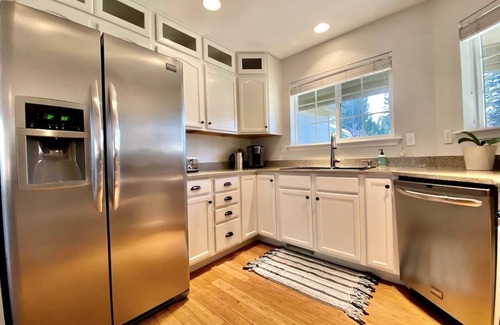 McCall Casa | Mile High Mountain Retreat: Hot Tub, Dog-Friendly, Walk to Downtown