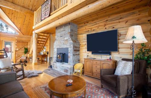 Fraser Casa | Miles Behind Log Cabin