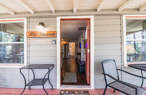 Ruidoso Casa | Miles Hacienda: Beautifully Remodeled, Centrally Located Ruidoso Cottage