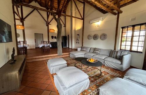 Maruleng Cabina | MILIMA Big 5 Safari Lodge