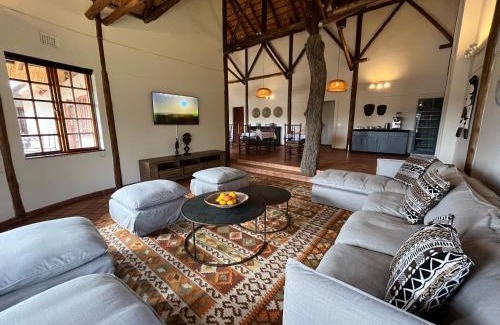 Maruleng Cabina | MILIMA Big 5 Safari Lodge