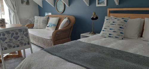 Paternoster Apartamento | Milk Thistle Loft & Studio apartments