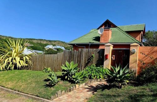 Kenton on Sea Apartamento | Milky Way: Home with large garden, firepit & stars