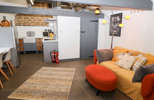 Barrowby Apartamento | MILL BARN, character holiday cottage, with a garden in Barrowby
