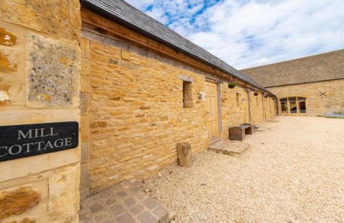 Bourton Cama Y Desayuno | Mill Cottage - Ash Farm Cotswolds