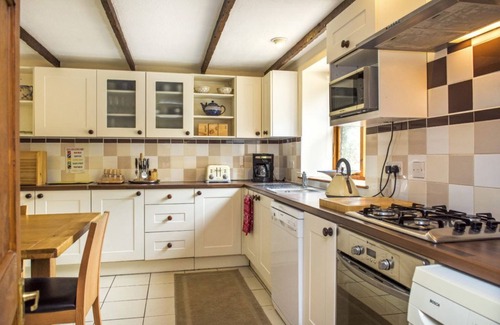 Bicton Cabaña | Mill Cottage: Hire In Aylesbeare, Devon