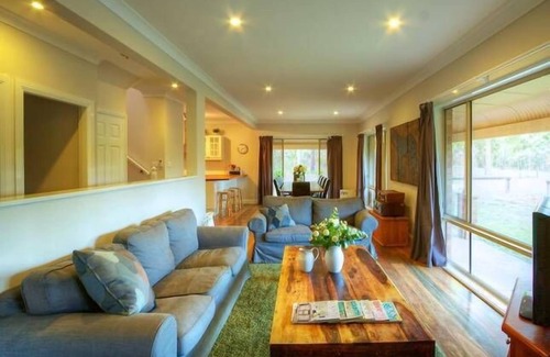 Quorrobolong Casa | Mill Cottage Hunter Valley