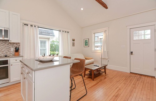 Rockport Casa | Mill Lane: Enjoy all of Rockport's charms, right outside your door.
