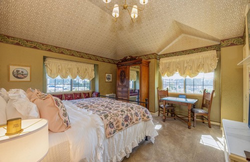 Half Moon Bay Cama Y Desayuno | Mill Rose Inn