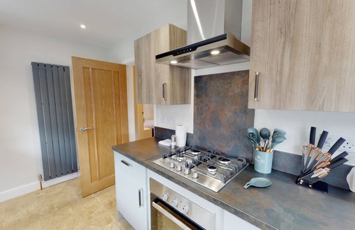 Wolvercote Apartamento | Mill Stream Passage | Oxford Holiday Let | 3 Beds & Sleeps 5