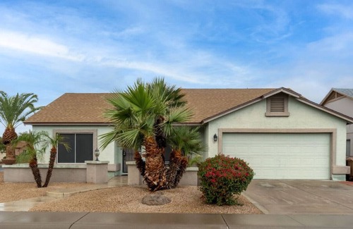 Country Meadows Casa | Millark Peoria · Perfect Peoria Home with Pool Vacation Rental