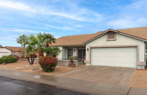 Country Meadows Casa | Millark Peoria · Perfect Peoria Home with Pool Vacation Rental