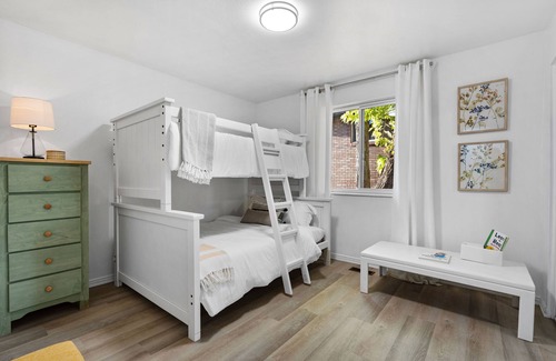 Olympus Cove Casa | Millcreek Villa: Scenic Fun & Games Getaway!