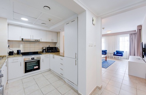 Dubai Investment Park Apartamento | Millennium Lakeview Residence