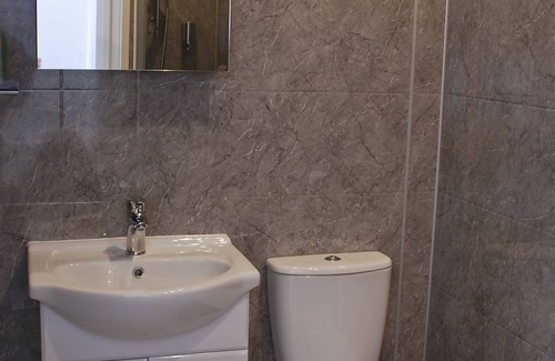 Ayr Casa | Miller House