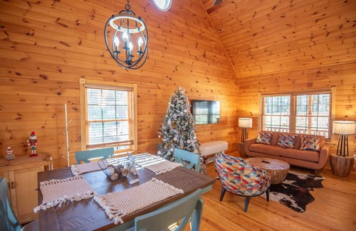 Millers Creek Cabina | Millers Creek Log Cabin - 20 minutes to WJ and Wilkes