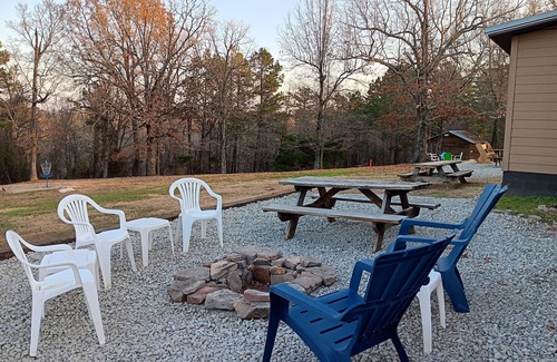Bruno Casa | Millers Landing 2 - Sleeps 8. Hot Tub. 2 min to Buffalo Pt