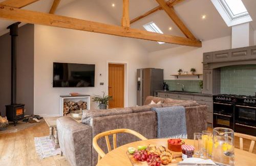 Richmond Casa | Millfield Barn