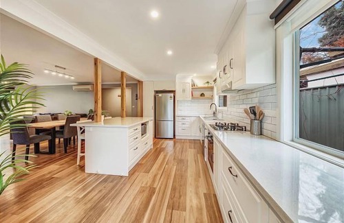 Bright Apartamento | Millie's Retreat, Bright