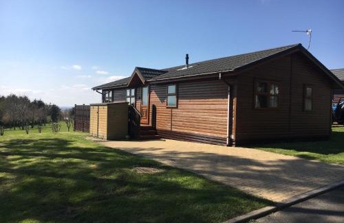Swarland Complejo | Millie,s View 18 hole free Golf