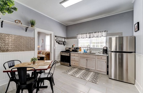 Rock Hill Casa | Millie the Mermaid - Renovated Mill house circa 1906 Near Winthrop