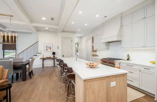 Dilworth Casa | Million dollar home walking distance to Uptown