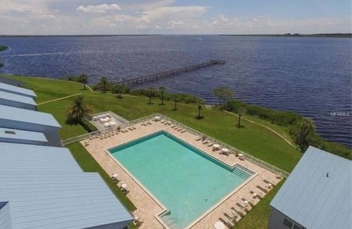Port Charlotte Condominio | Million Dollar Views; Relaxing Retreat; Fish, Boat, Swim