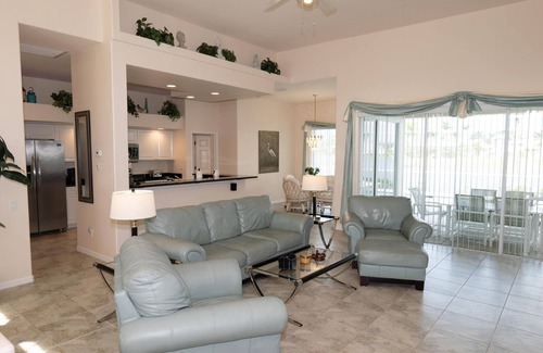 Cape Coral Villa | Million Dollar View Lakefront Home in Cape Coral