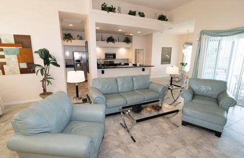 Cape Coral Villa | Million Dollar View Lakefront Home in Cape Coral