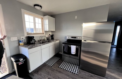 Fort Pierre Cabina | Million Dollar View Of Beautiful Lake Oahe! Hunting and Fishing Paradise!