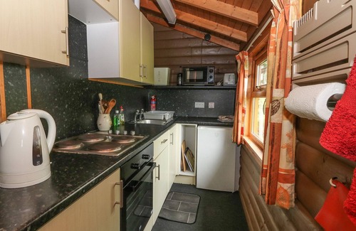 Killin Cabaña | MILLMORE CABIN, pet friendly, with open fire in Killin