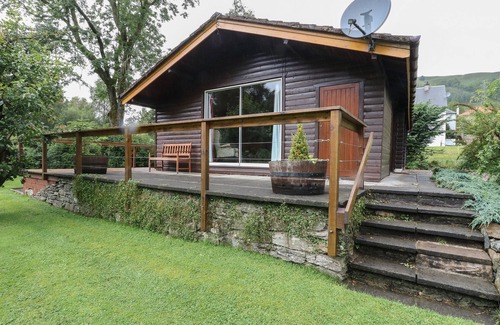 Killin Cabaña | MILLMORE CABIN, pet friendly, with open fire in Killin